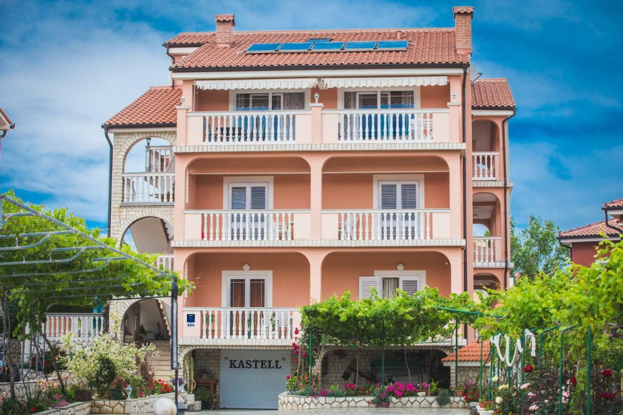 Kastell Apartments Lopar Exterior photo